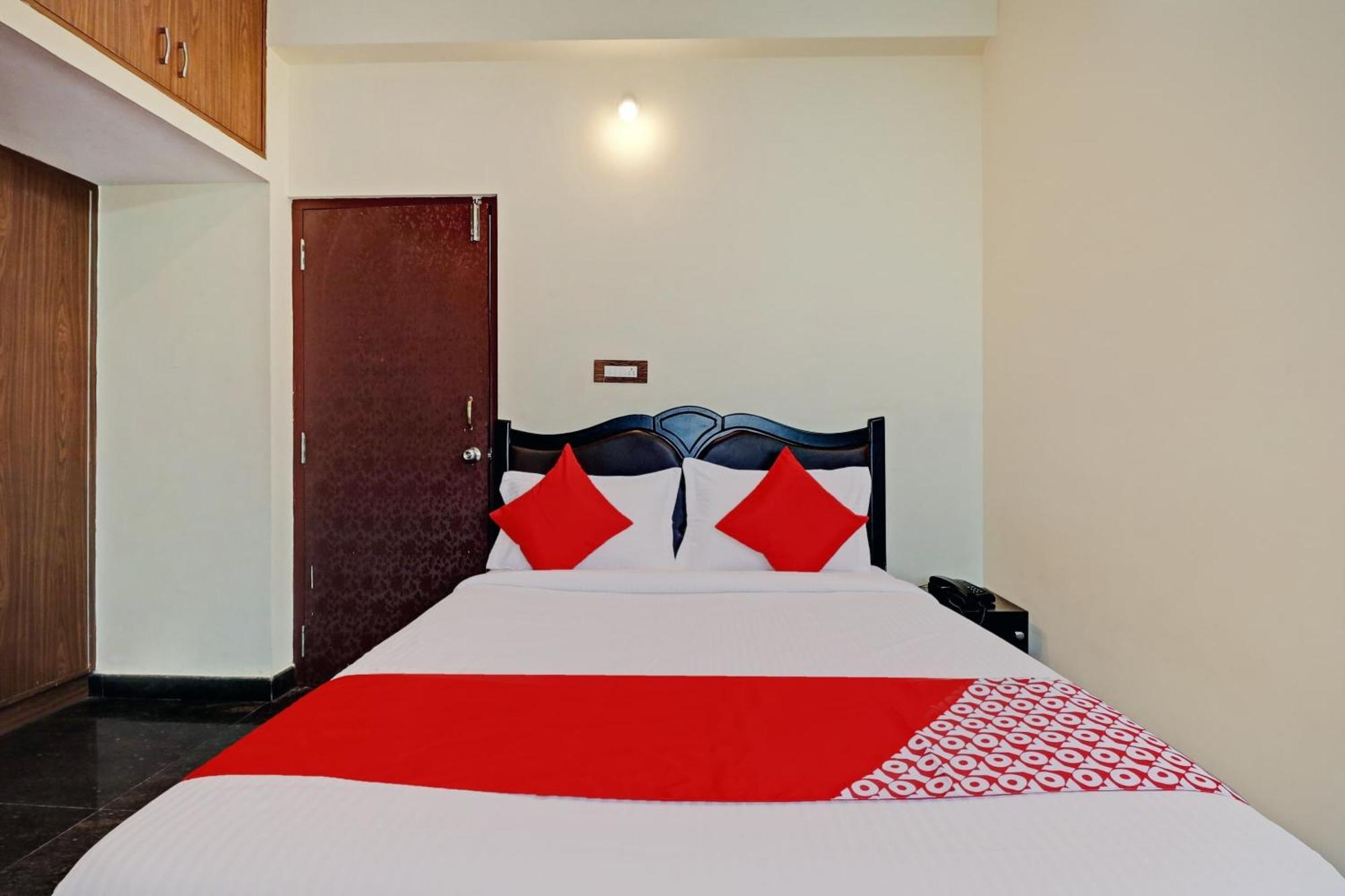 Hotel O Blooms Inn Bangalore Exterior photo