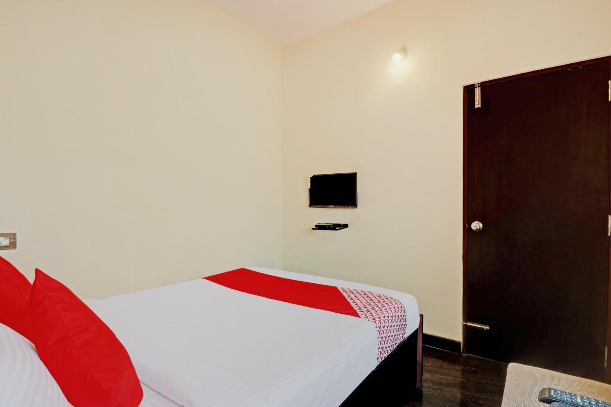 Hotel O Blooms Inn Bangalore Exterior photo